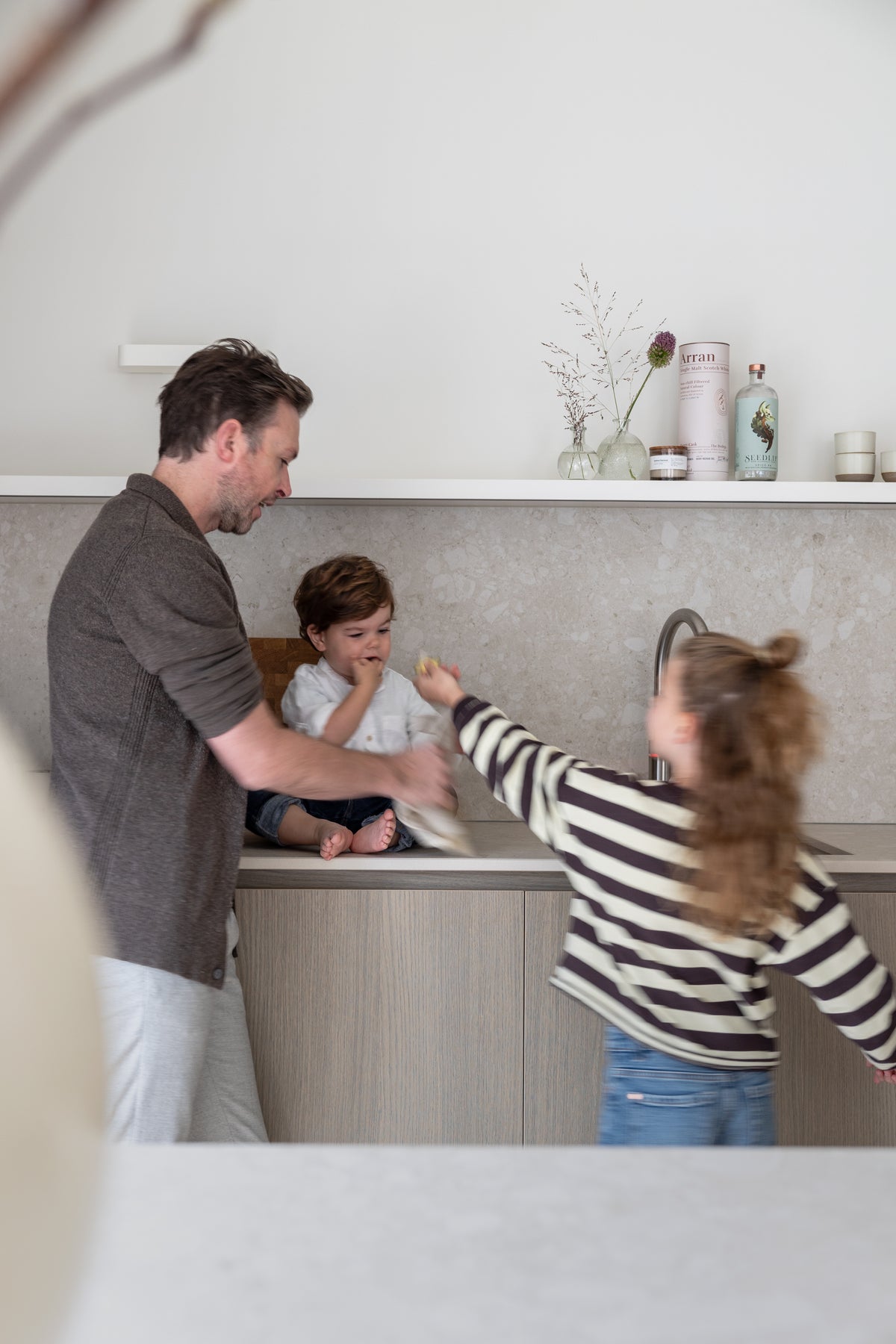 Warm en natuurlijk wonen in een verbouwde hoekwoning
